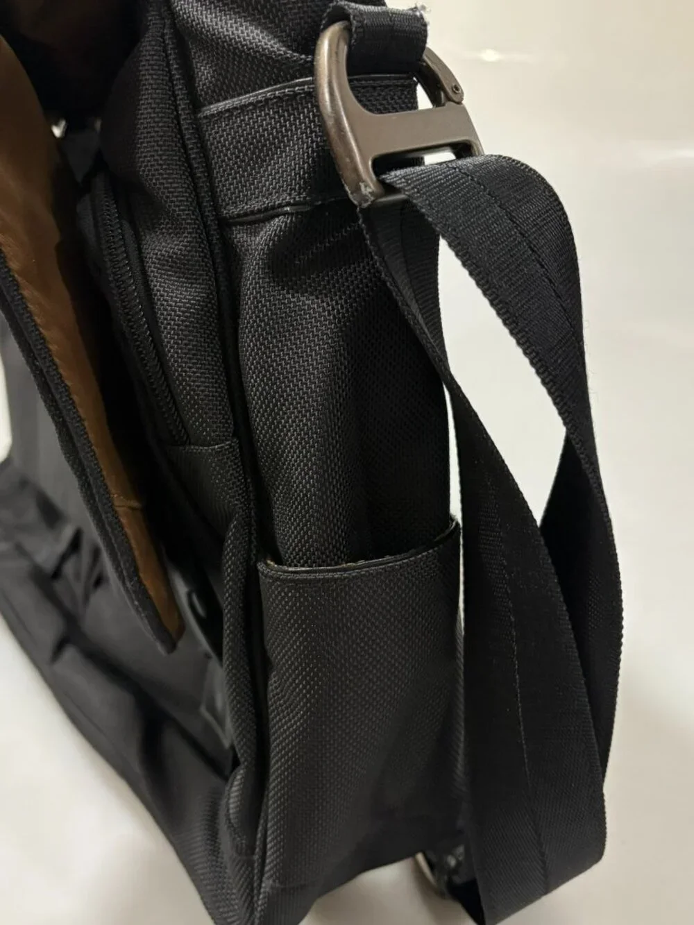 T Tech Tumi Black Nylon Crossbody Legacy Briefcase Messenger Bag 5607D